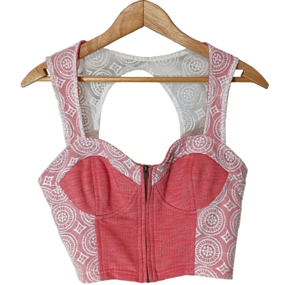 UO PINS & NEEDLES ❤ Sweetheart Lace Crop Top (Med) - Picture 3 of 8